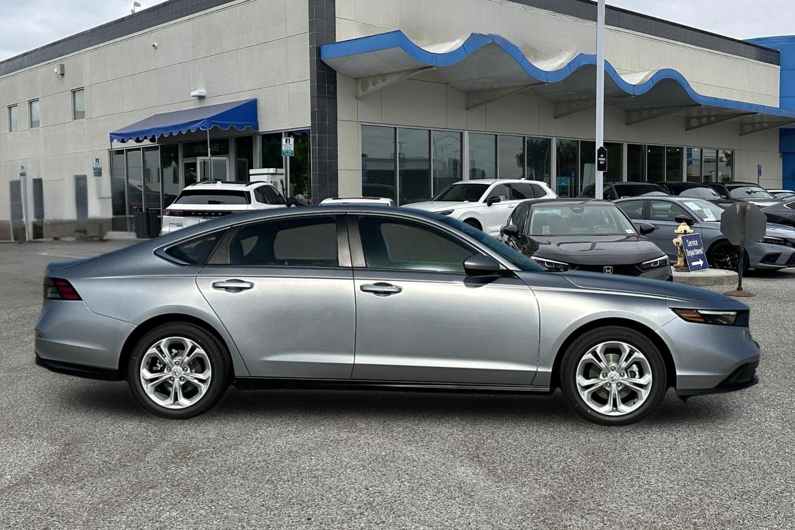 2026 Honda Accord LX - Photo 7