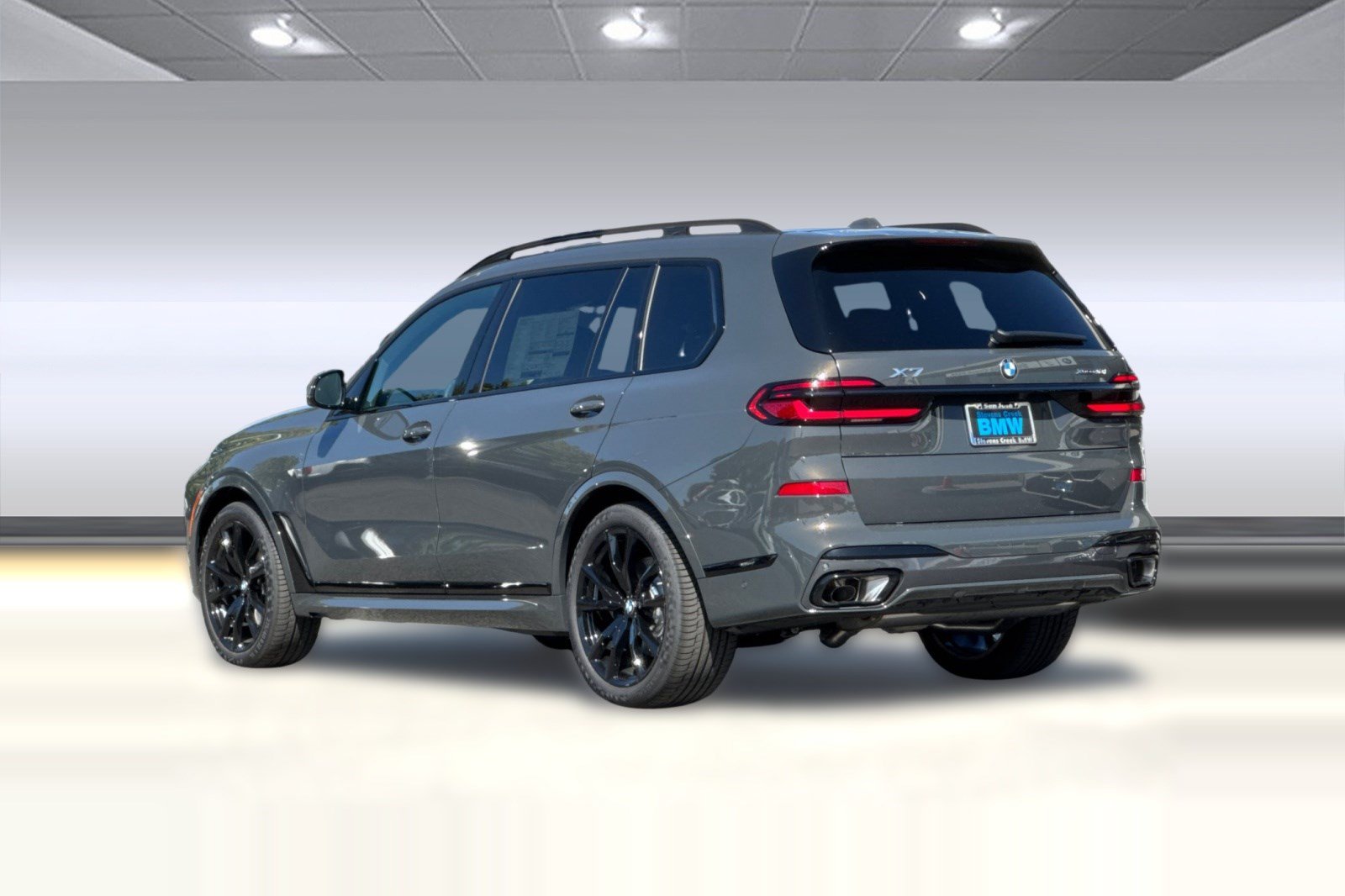 New 2027 BMW X7 xDrive40i SUV