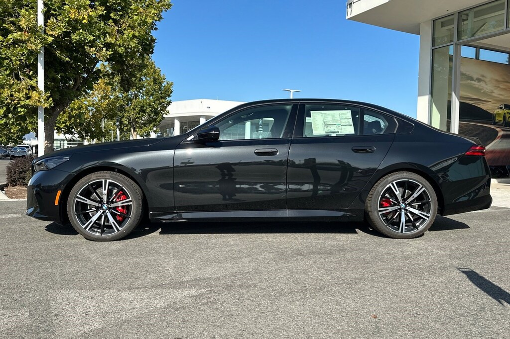 New 2027 BMW 530i Sedan