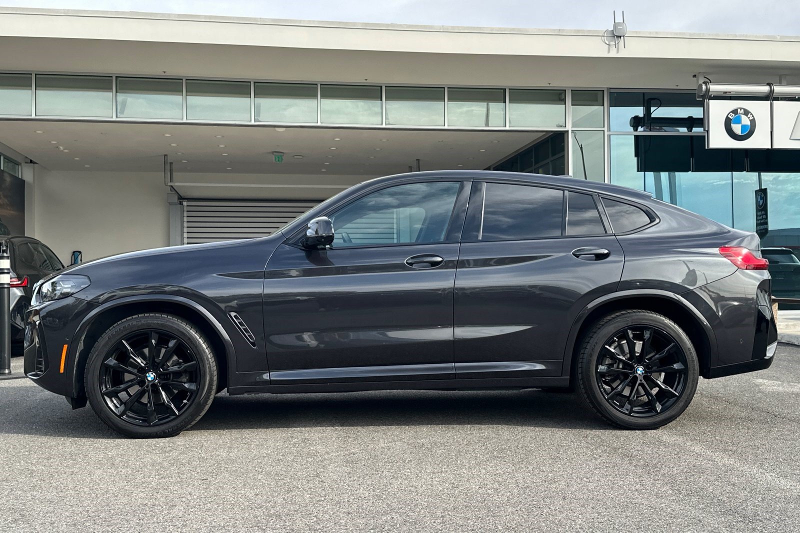 Used 2024 BMW X4 xDrive30i SUV