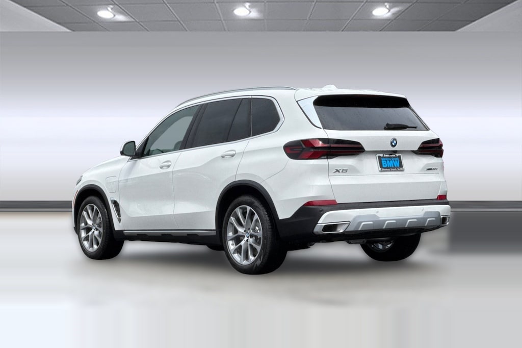 New 2026 BMW X5 PHEV xDrive50e SUV