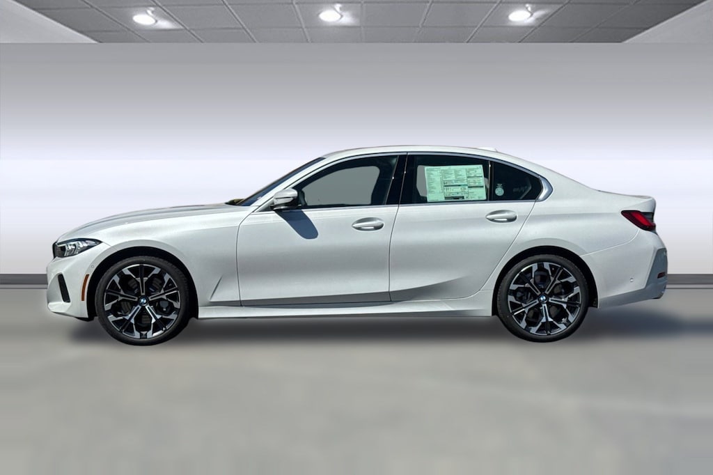 New 2026 BMW 330i Sedan