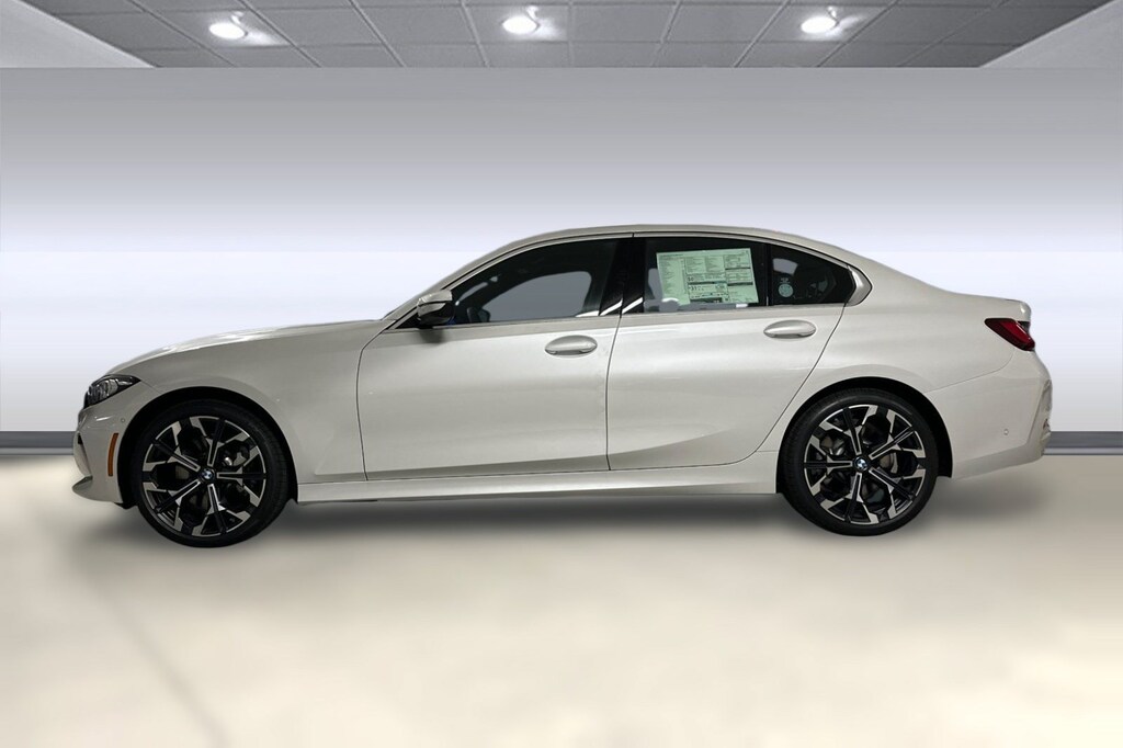 New 2026 BMW 330i Sedan