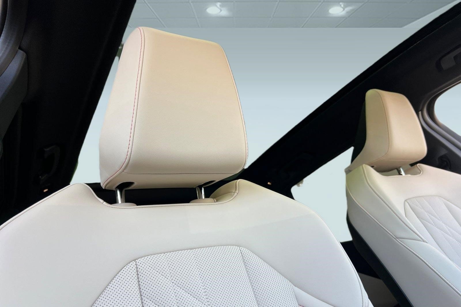 2026 BMW X3 30 - Photo 20