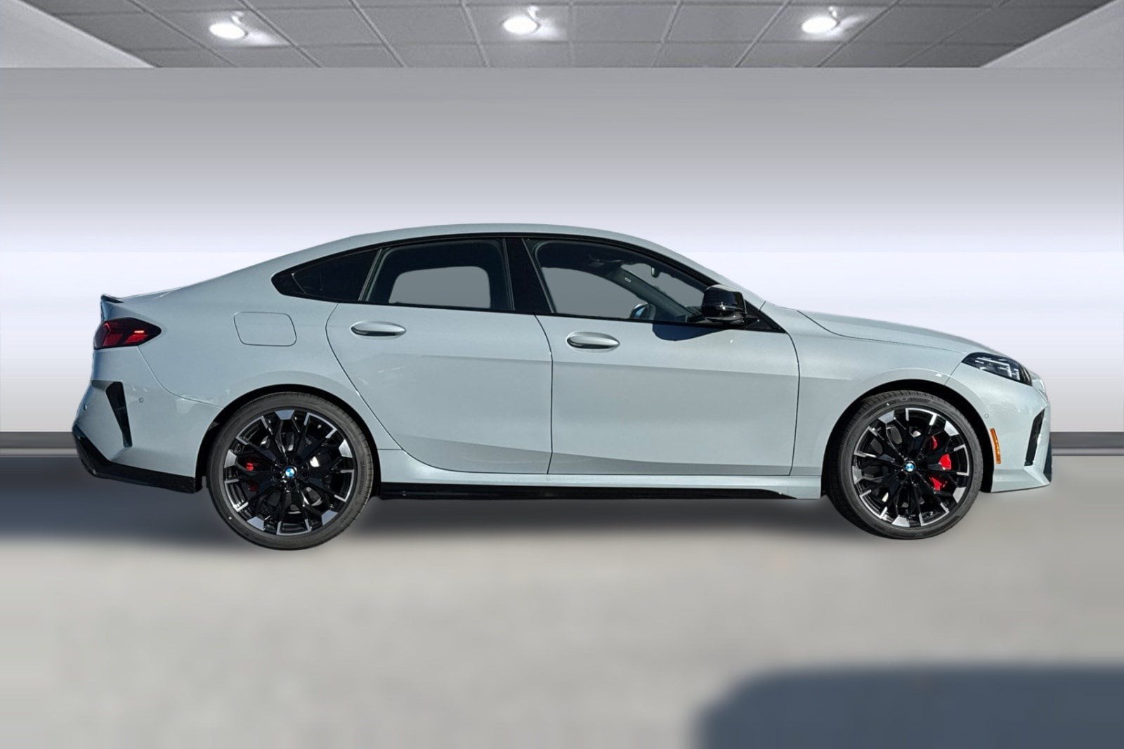 2026 BMW 2 Series M235 - Photo 7