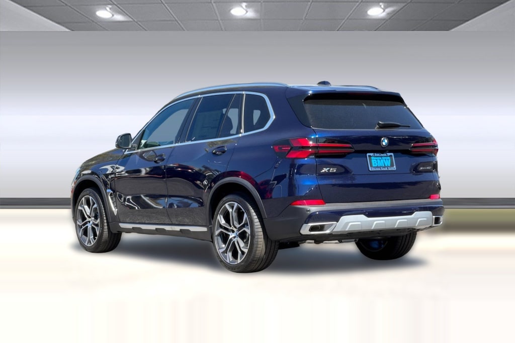New 2026 BMW X5 xDrive40i SUV
