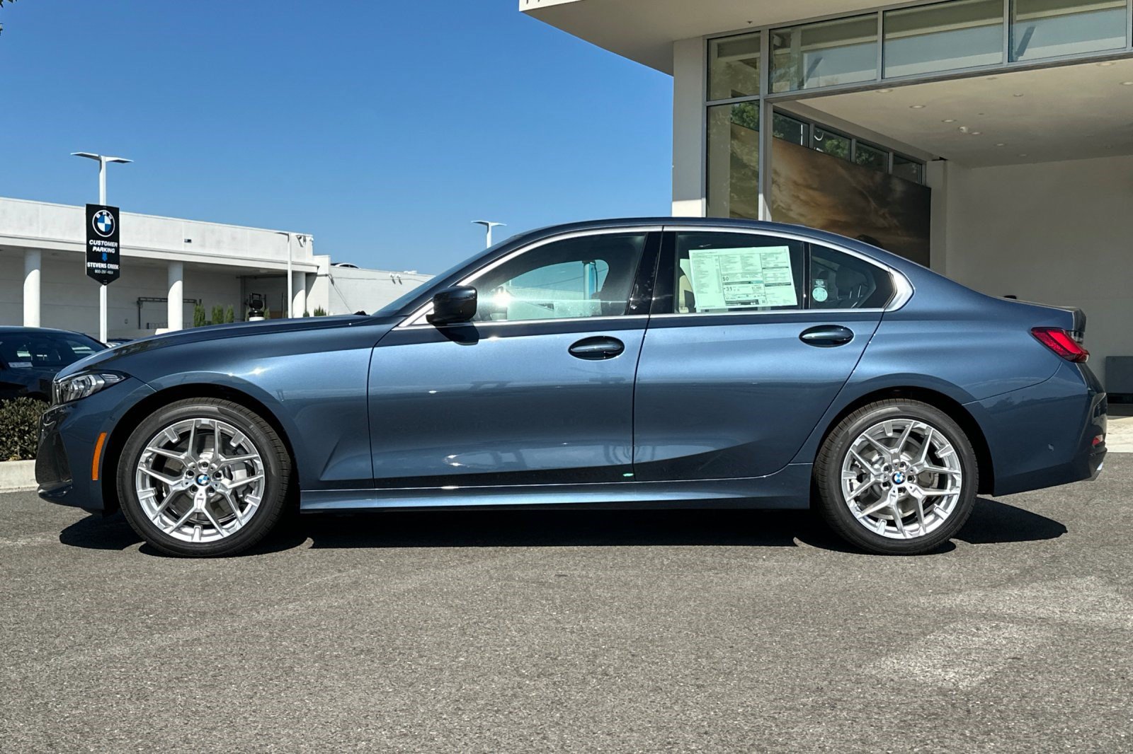 New 2026 BMW 330i Sedan