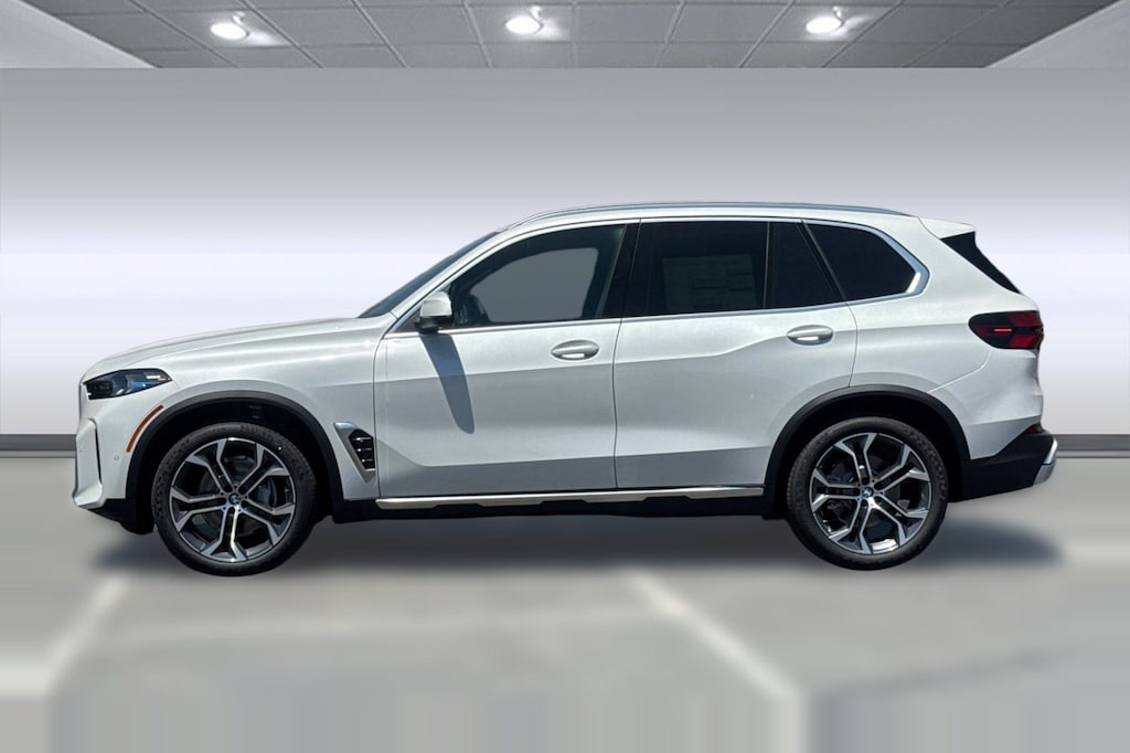 New 2026 BMW X5 xDrive40i SUV