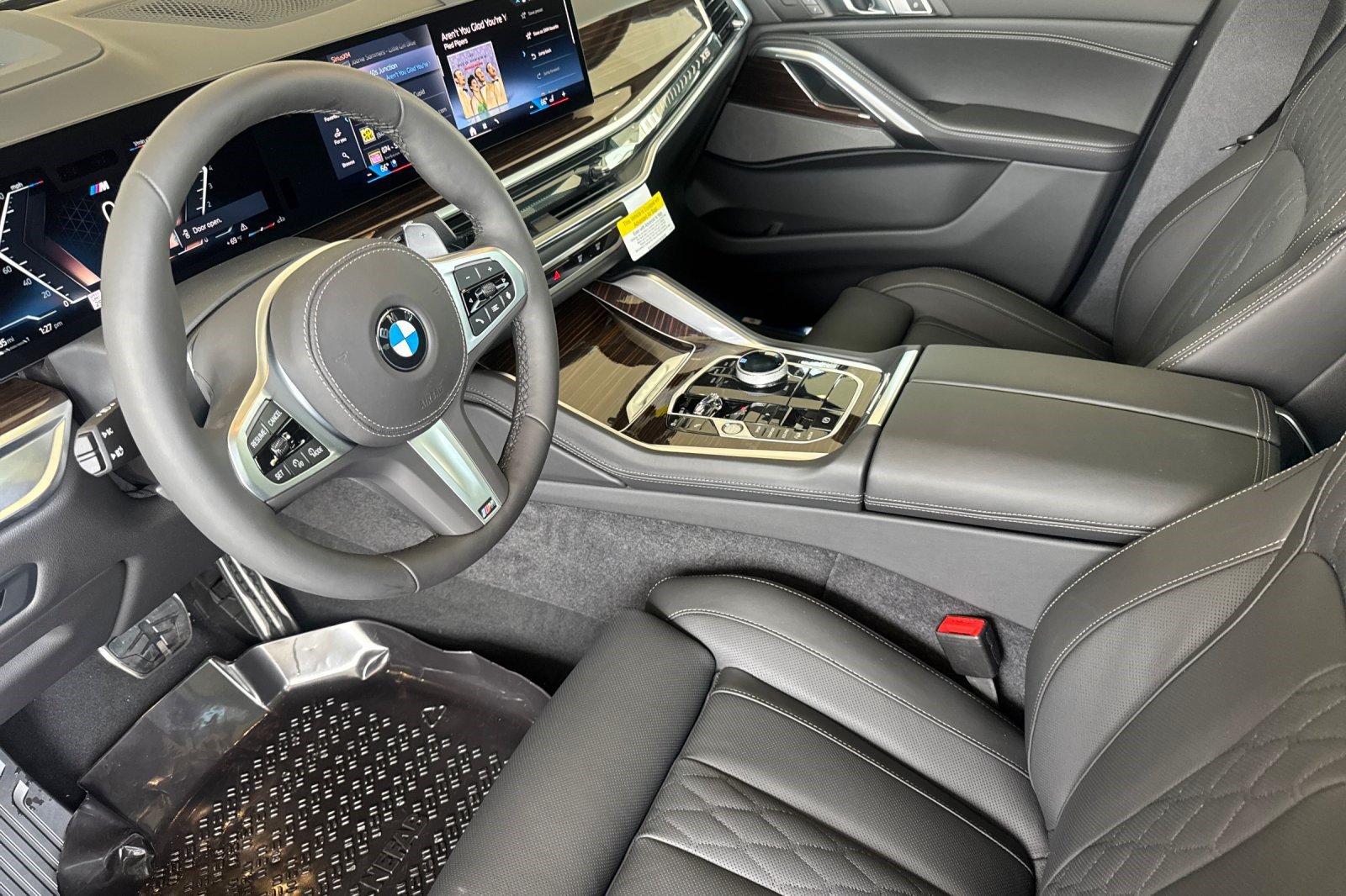 New 2027 BMW X6 xDrive40i SUV