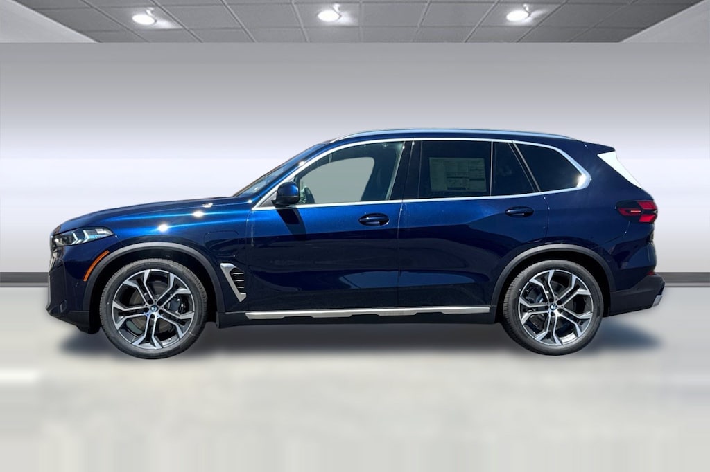 New 2026 BMW X5 PHEV xDrive50e SUV