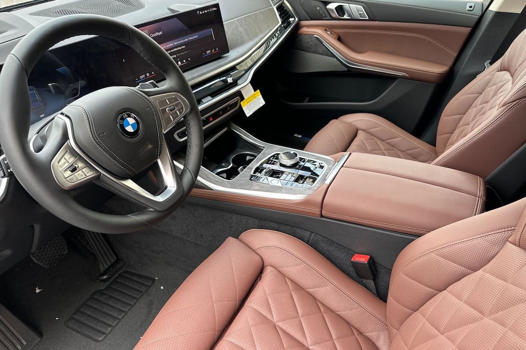New 2027 BMW X7 xDrive40i SUV