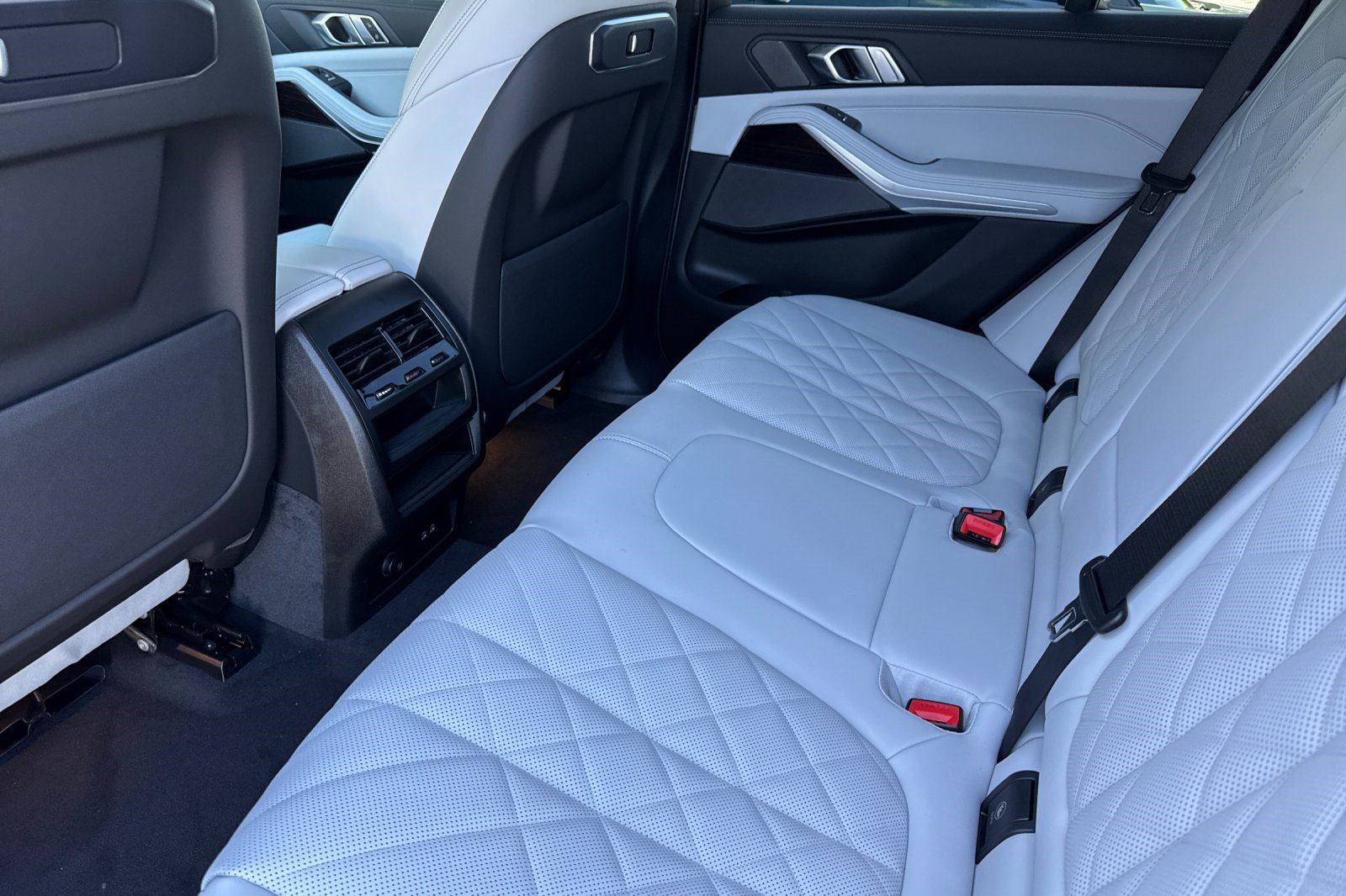 2026 BMW X5 40i - Photo 25