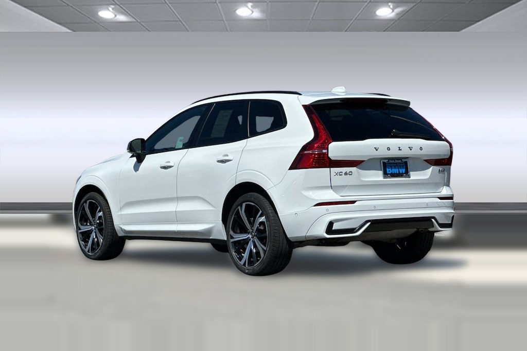 Used 2022 Volvo XC60 B5 AWD R-Design SUV