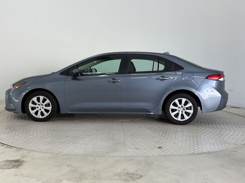Used 2025 Toyota Corolla LE Sedan