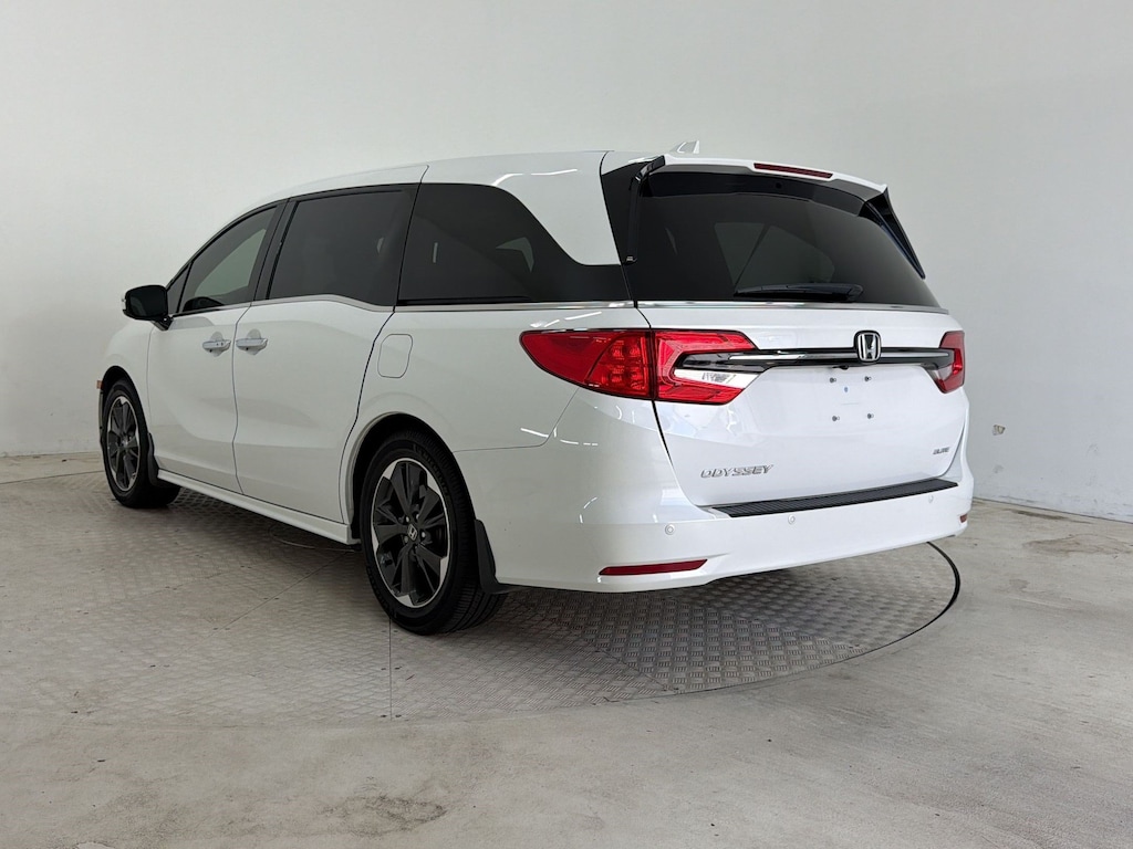 Used 2022 Honda Odyssey Elite Van