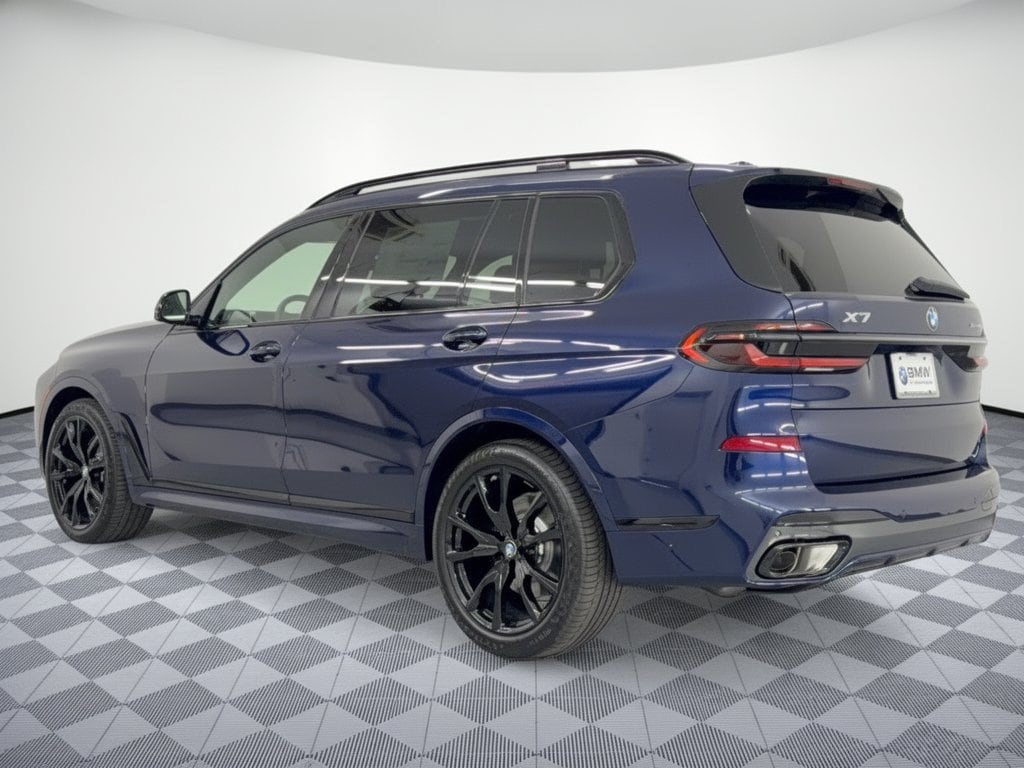 New 2027 BMW X7 xDrive40i SUV