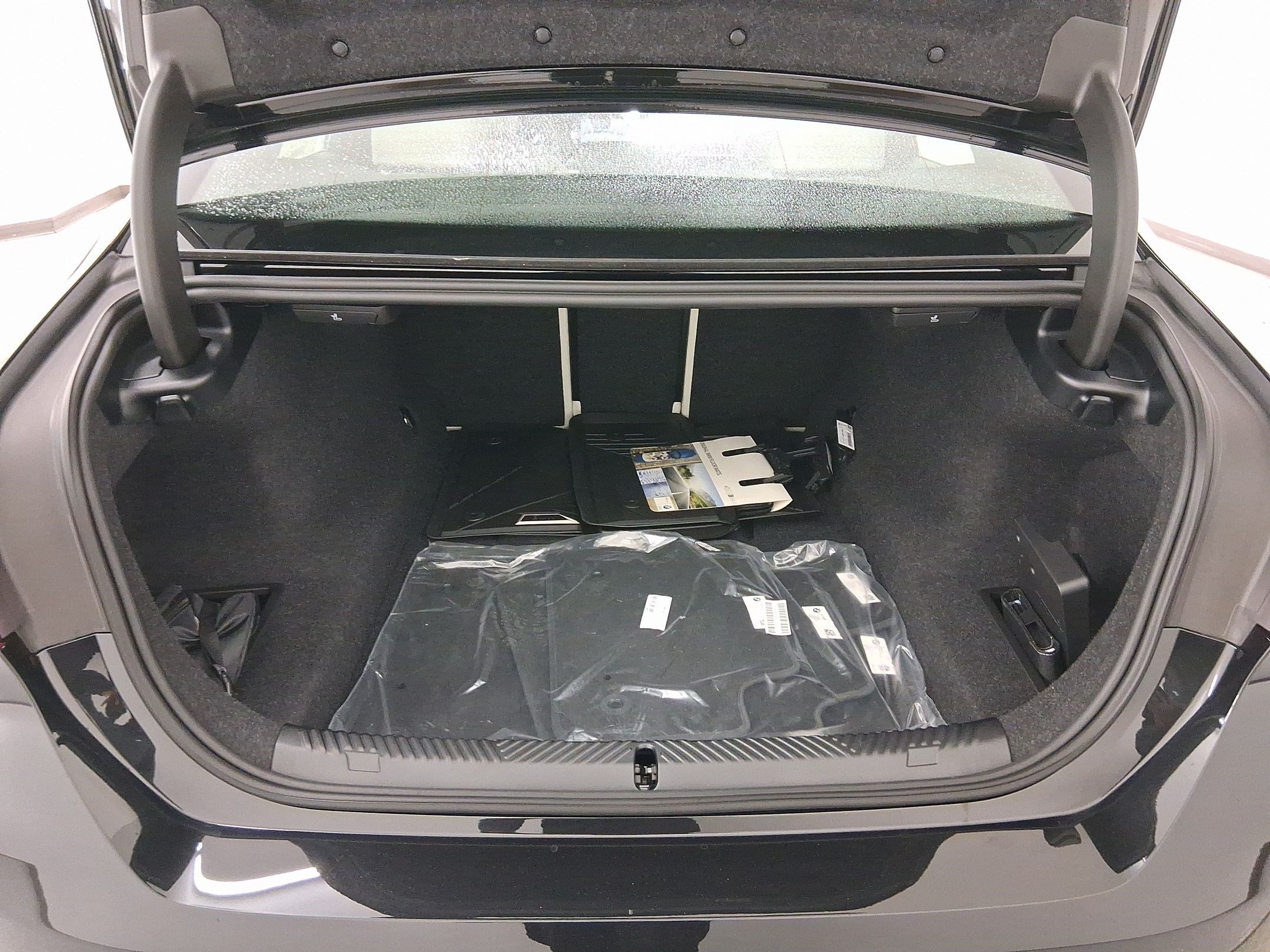 2026 BMW 5 Series 530i - Photo 26