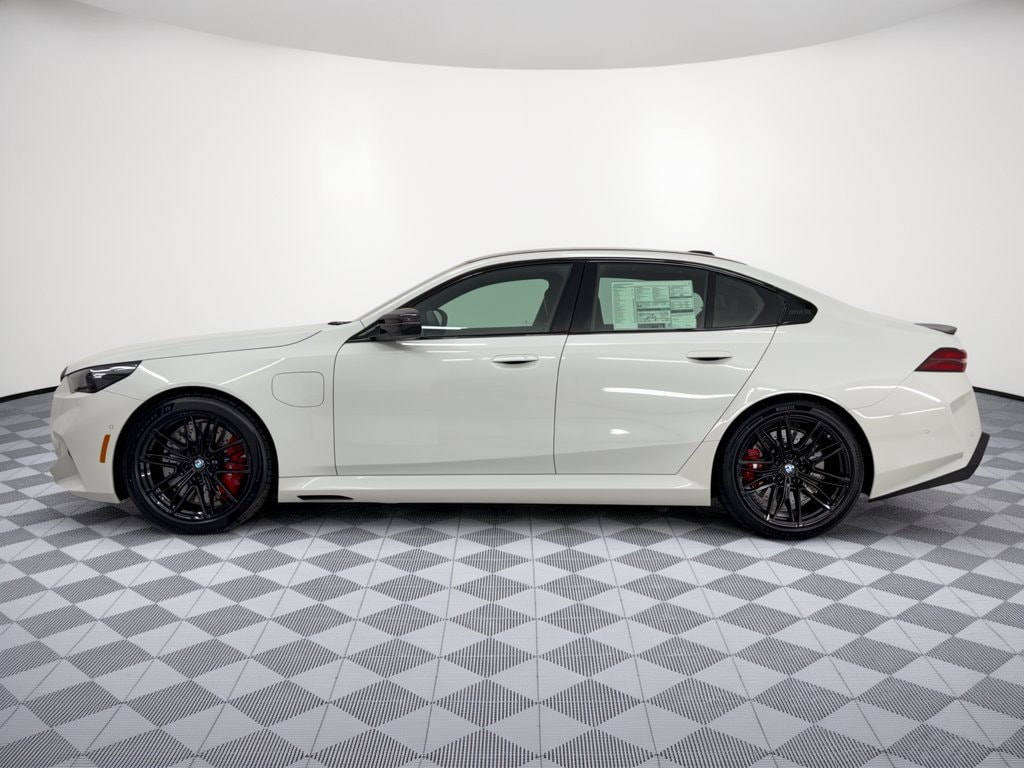 New 2027 BMW M5 Sedan