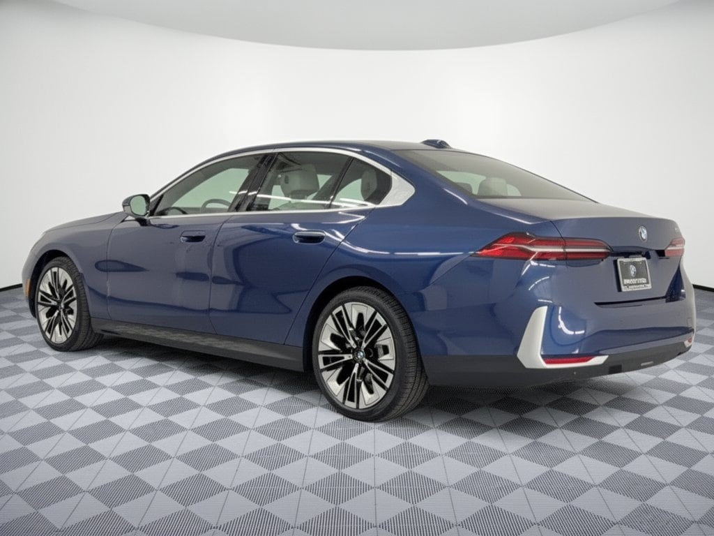 Certified 2026 BMW 530i Sedan