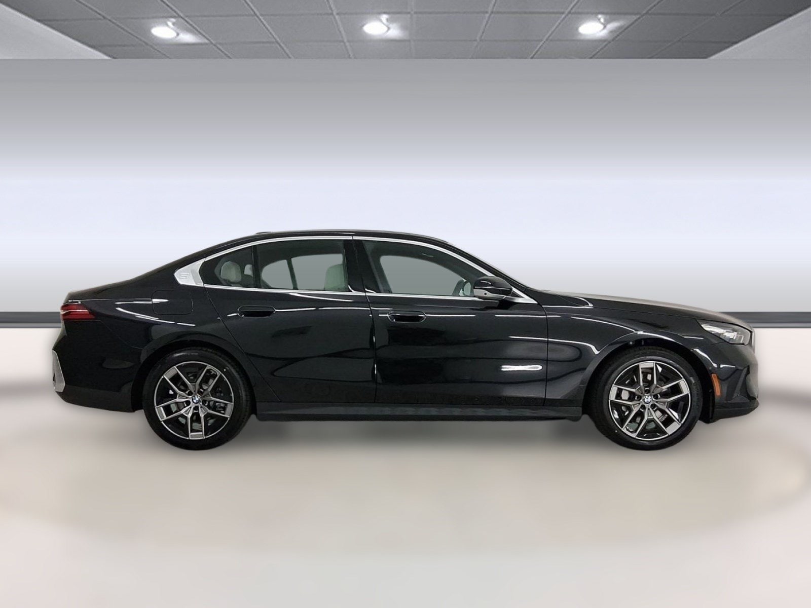 2026 BMW 5 Series 530i - Photo 8