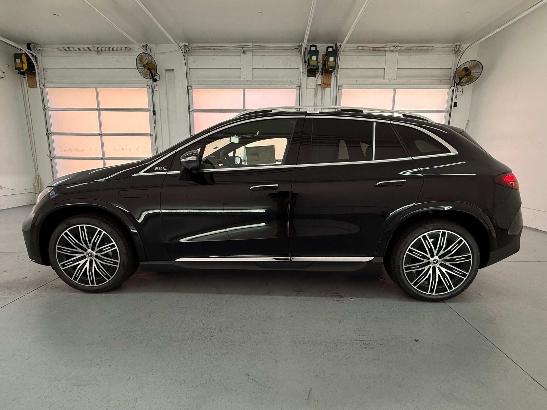 New 2027 Mercedes-Benz EQE 320+ SUV SUV