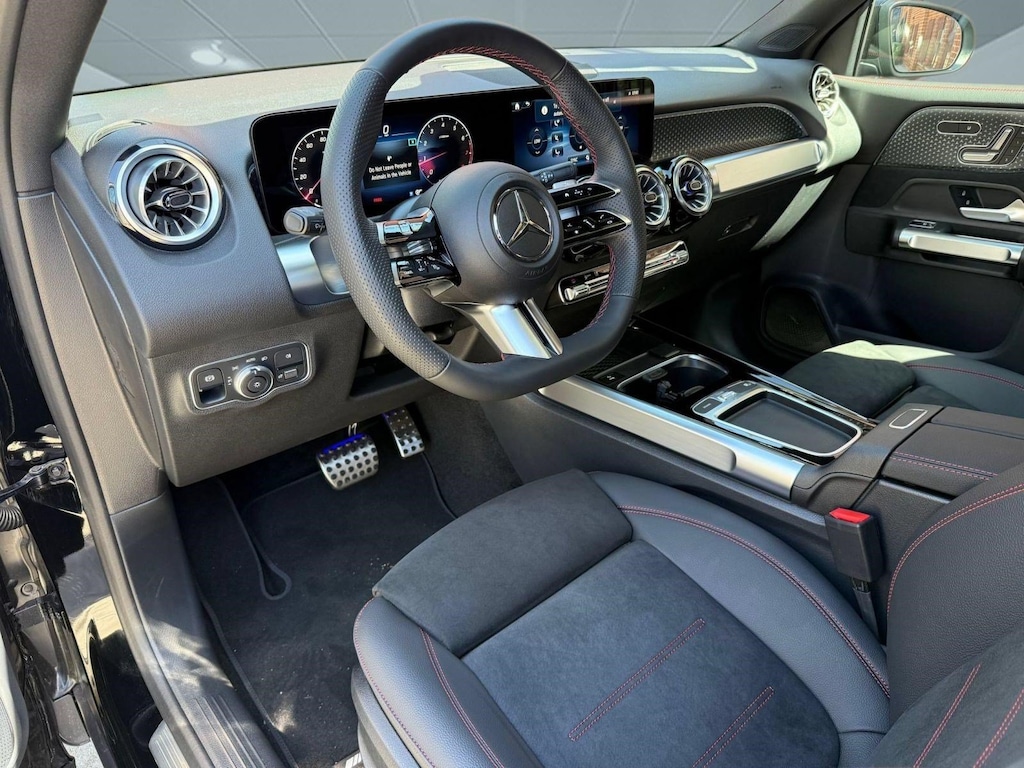 New 2026 Mercedes-Benz GLB 250 SUV