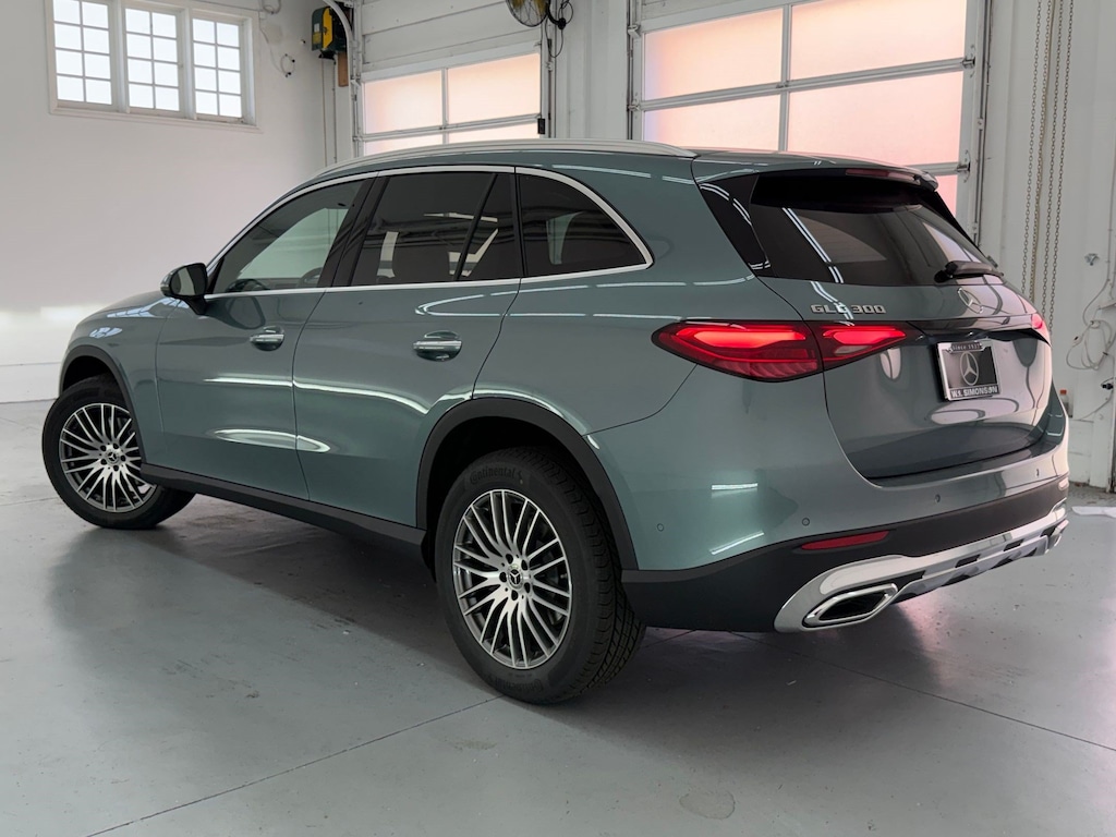 New 2027 Mercedes-Benz GLC 300 SUV