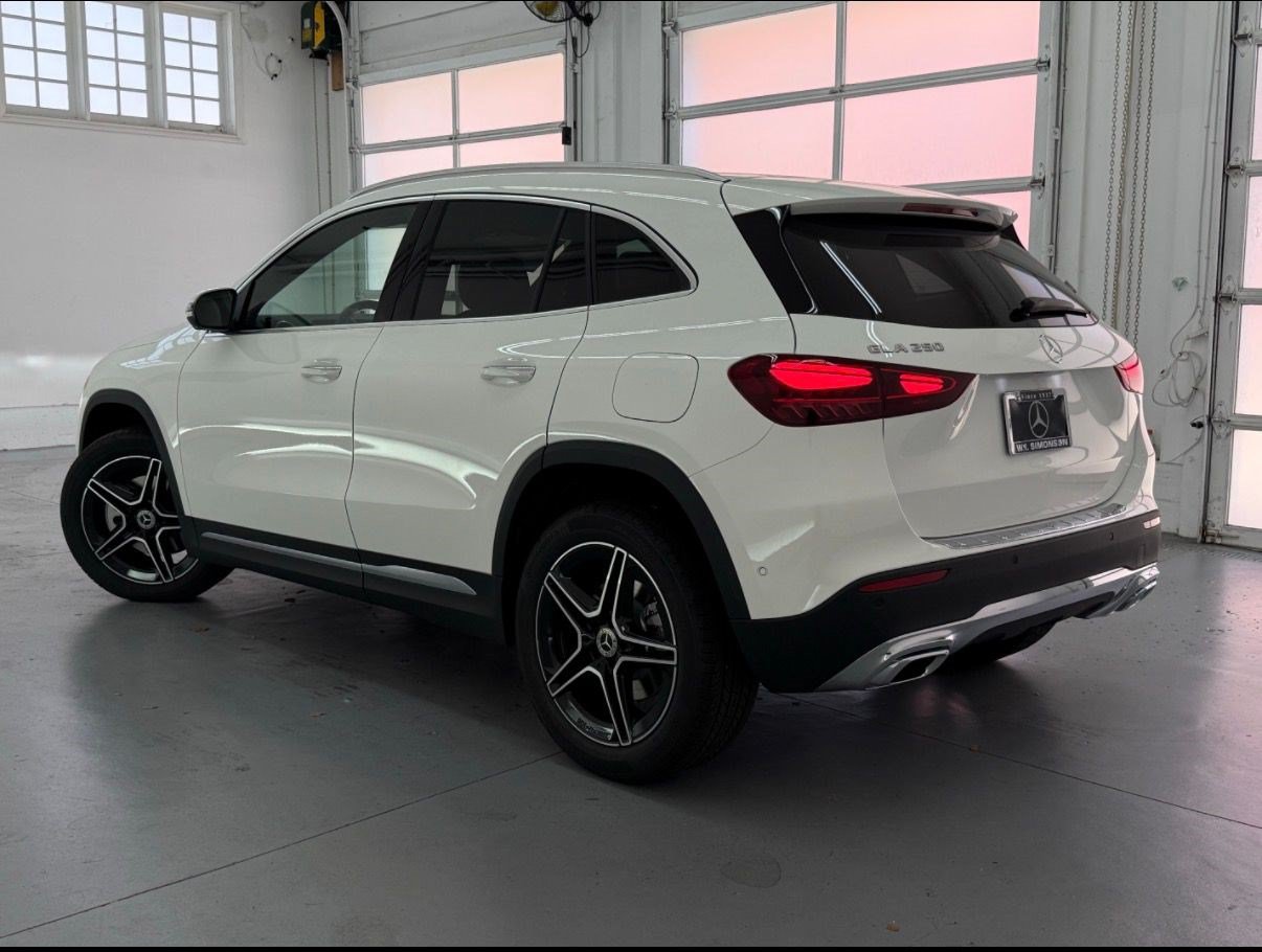 New 2026 Mercedes-Benz GLA 250 SUV