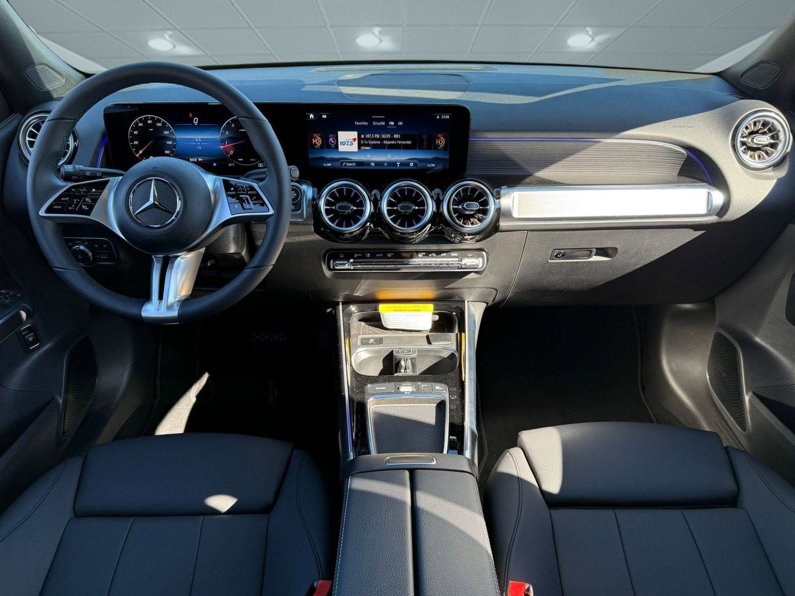 2026 Mercedes-Benz GLB GLB 250 - Photo 10