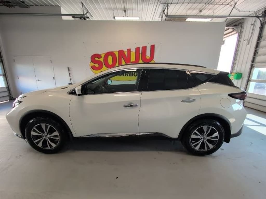 Used 2024 Nissan Murano SV SUV