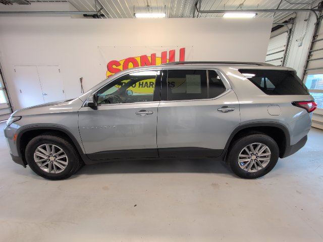 Used 2023 Chevrolet Traverse LT Cloth SUV