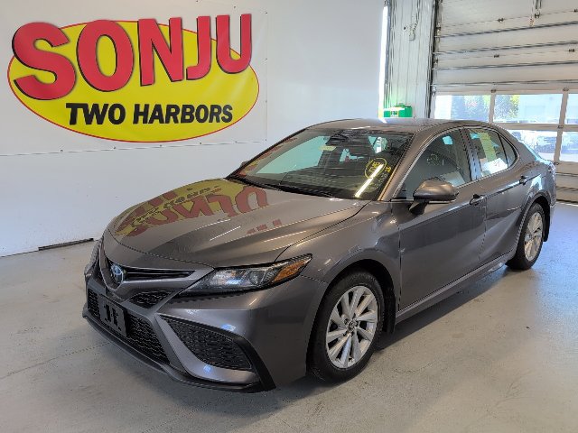 Used 2024 Toyota Camry SE Sedan