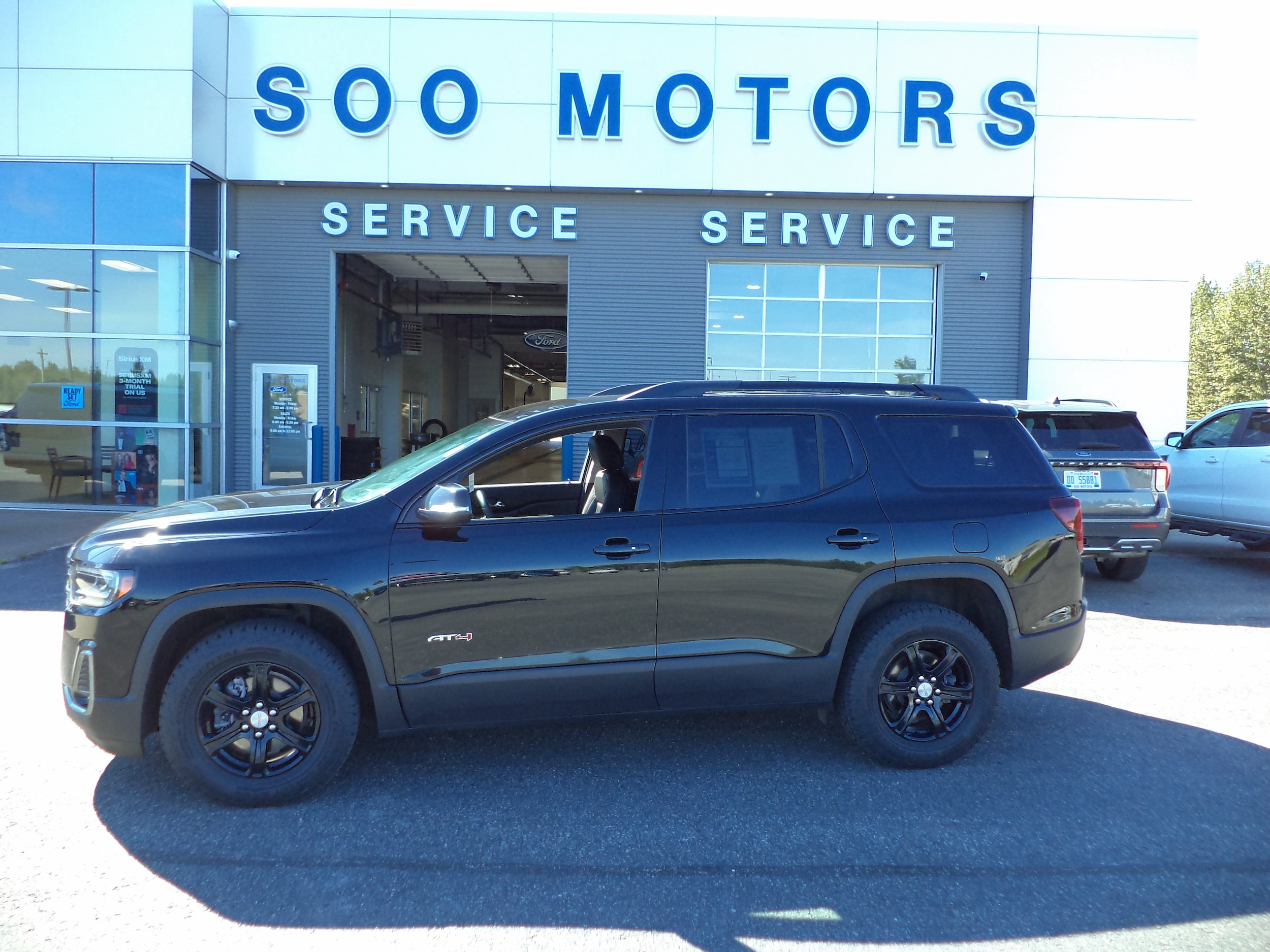 2021 GMC Acadia AT4