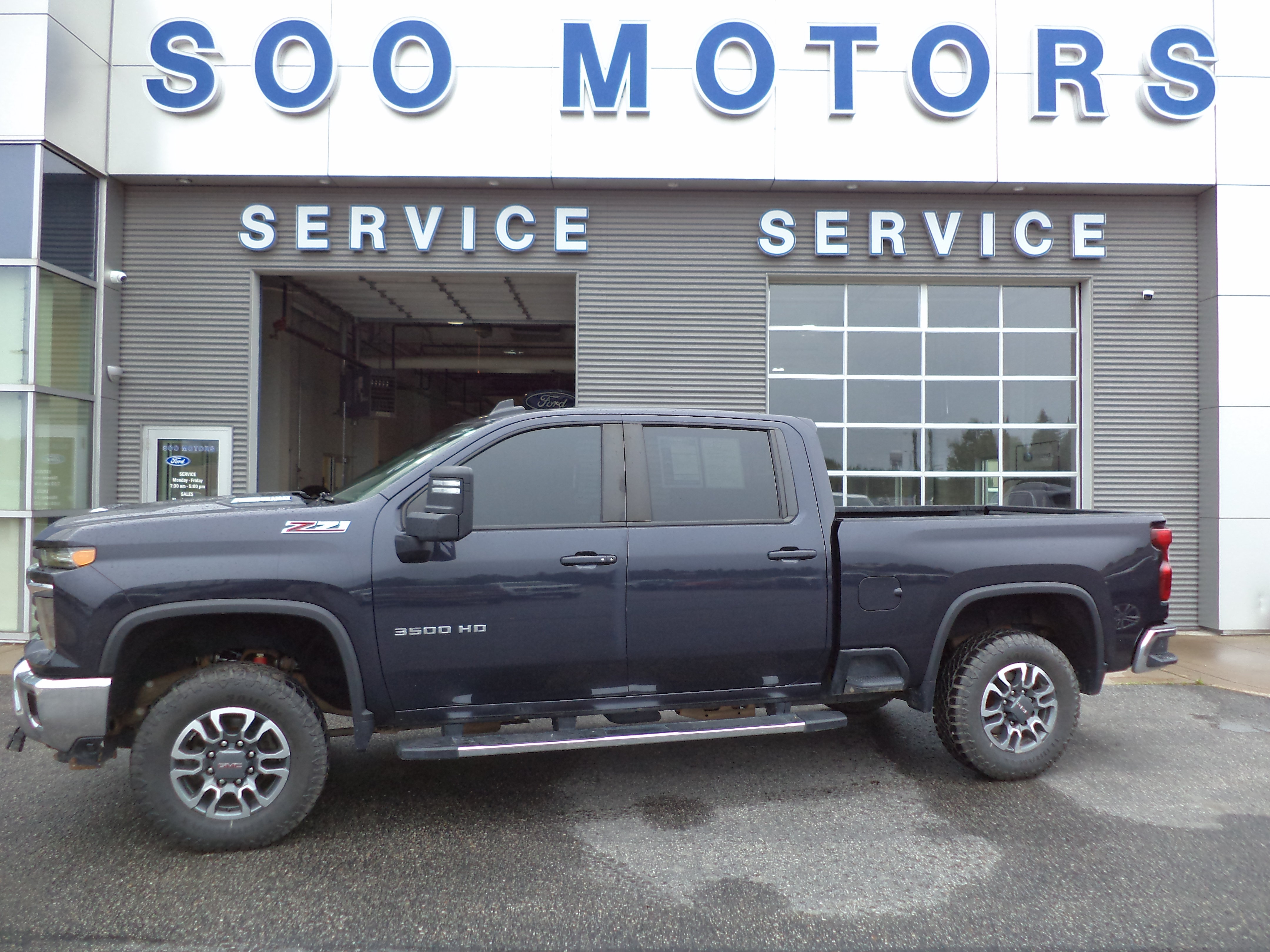  Chevrolet Silverado 3500HD