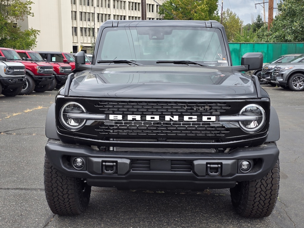 New 2026 Ford Bronco Badlands UT
