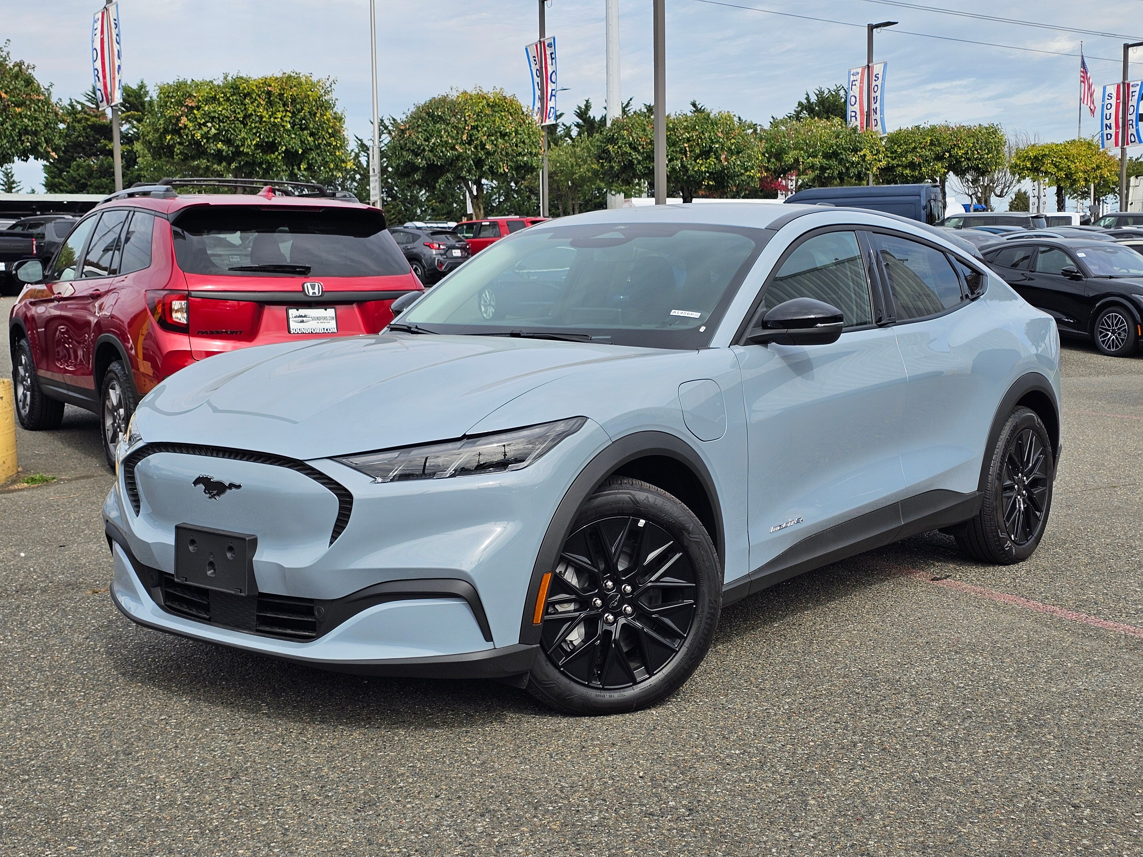 2026 Ford Mustang Mach-E Select UT