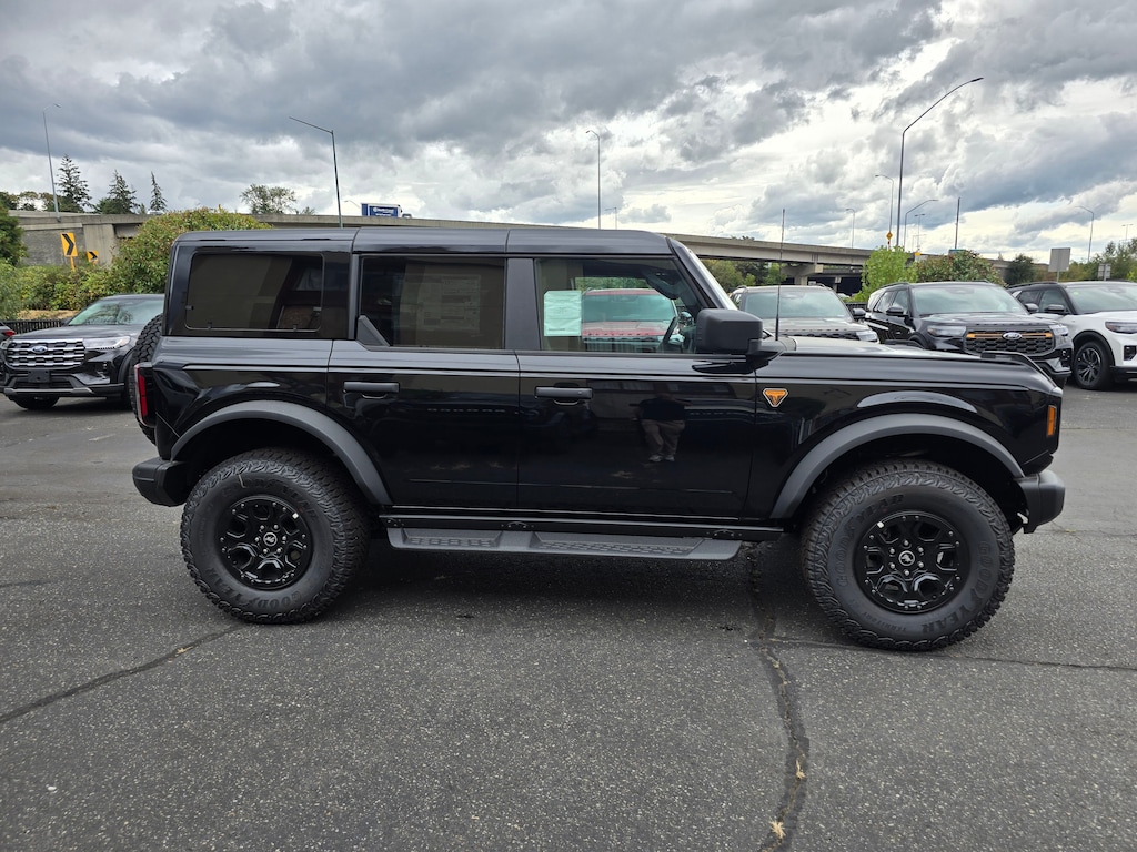 New 2026 Ford Bronco Badlands UT