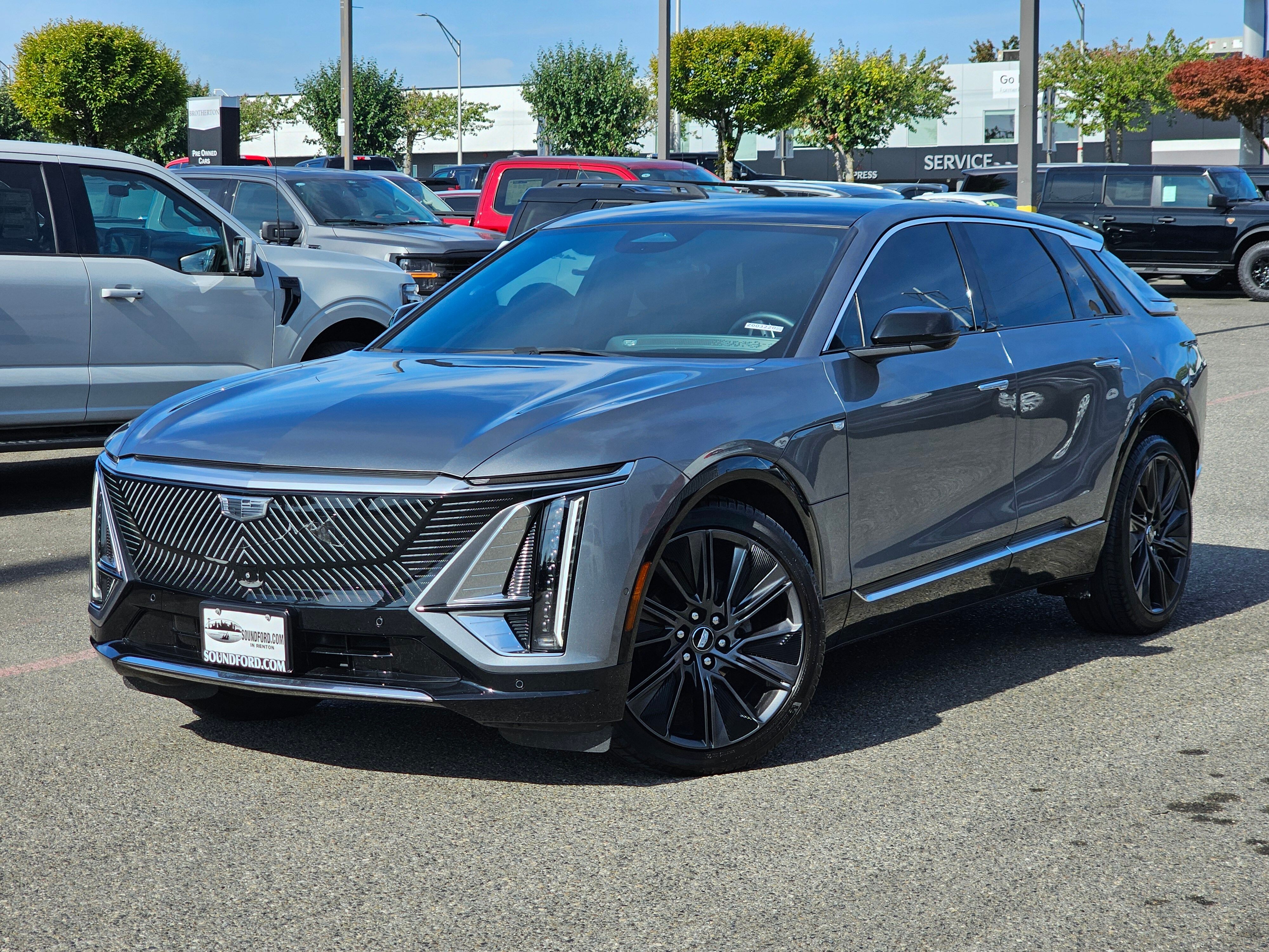 2023 Cadillac LYRIQ