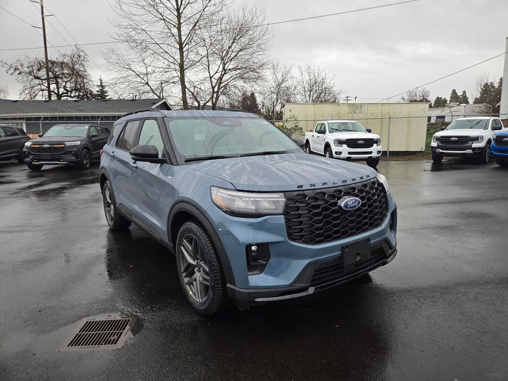 New 2026 Ford Explorer ST-Line UT
