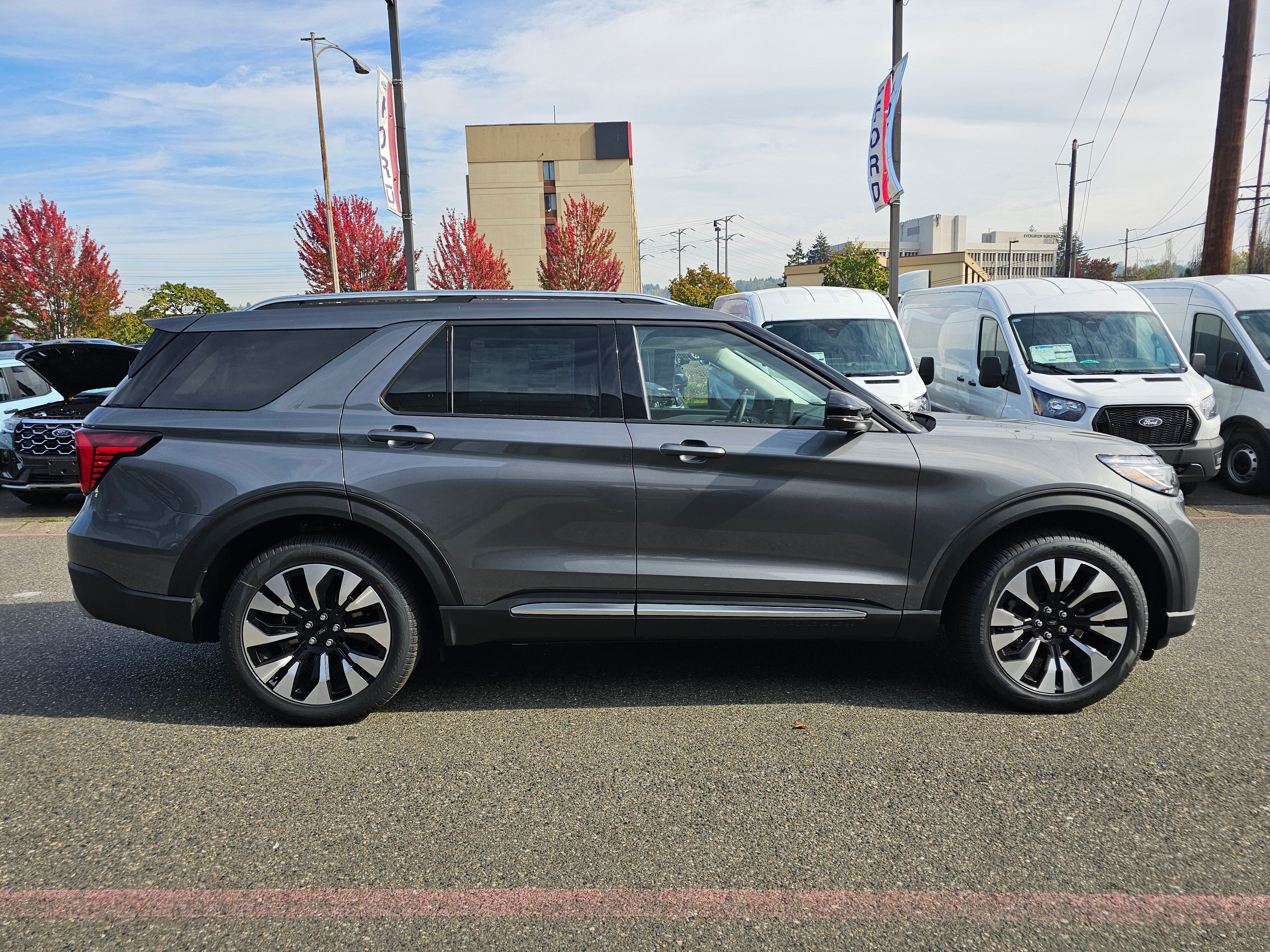 New 2026 Ford Explorer Platinum UT