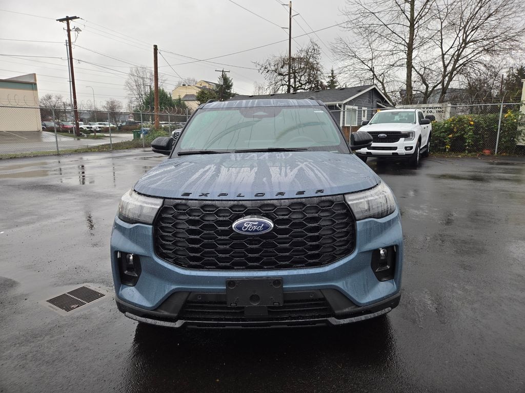 New 2026 Ford Explorer ST-Line UT