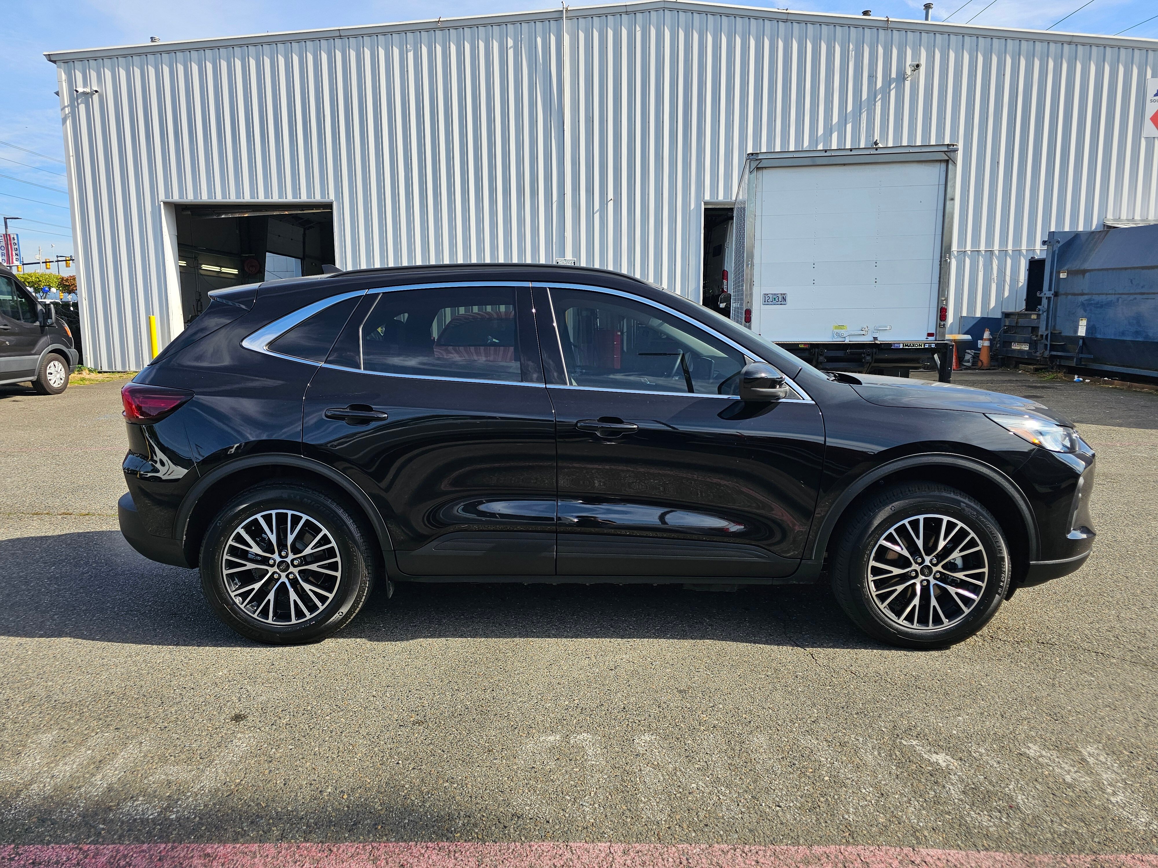 Used 2025 Ford Escape Plug-In Hybrid Phev UT