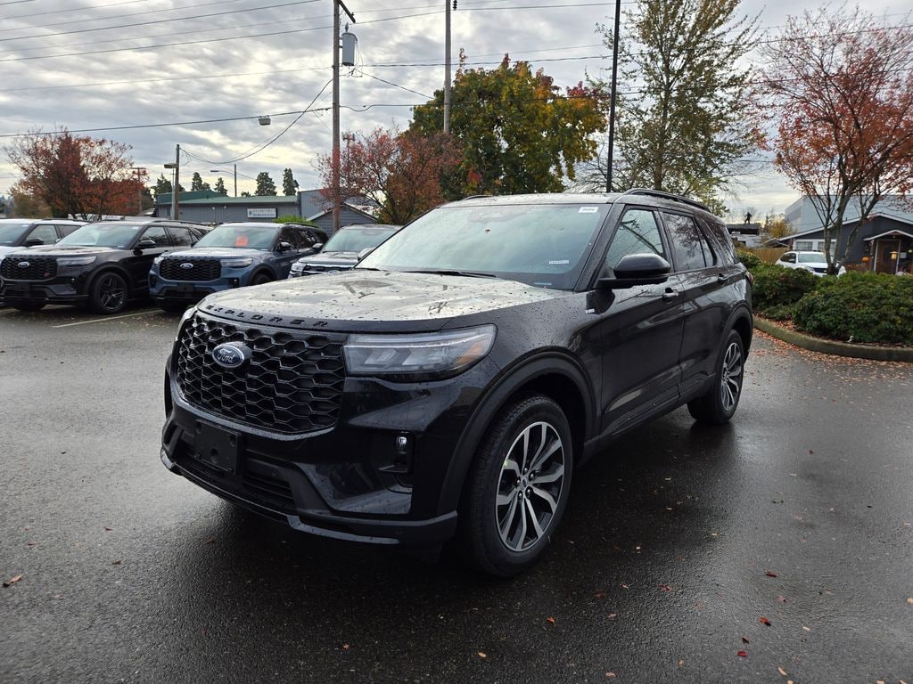 New 2026 Ford Explorer ST-Line UT