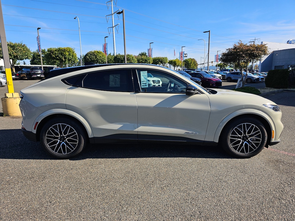 New 2026 Ford Mustang Mach-E Premium UT