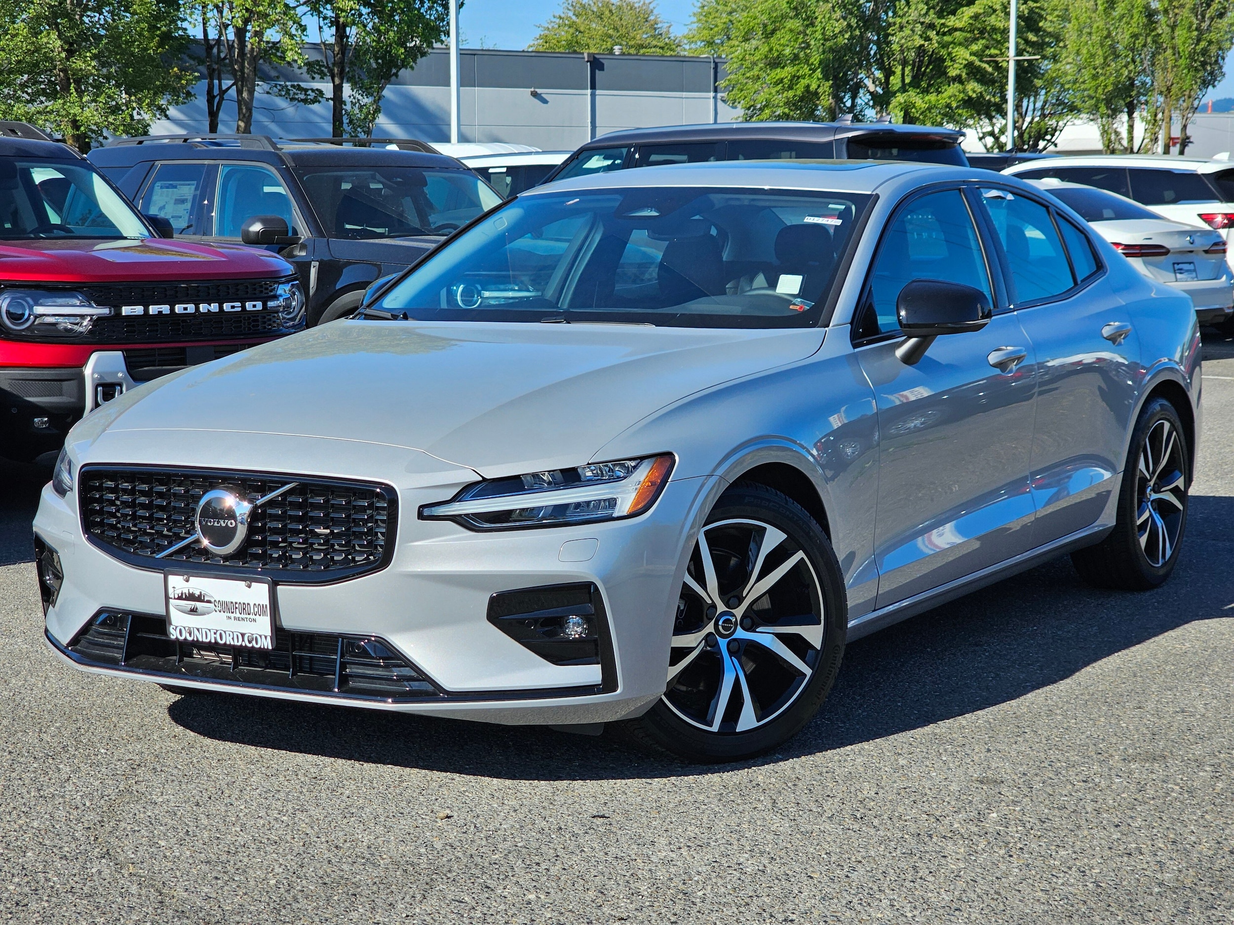 2025 Volvo S60