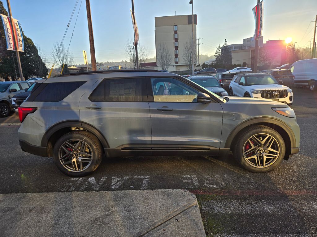 New 2026 Ford Explorer ST UT