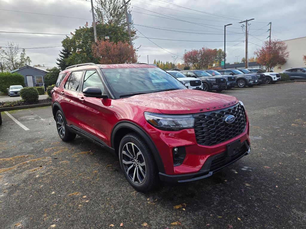 New 2026 Ford Explorer ST-Line UT