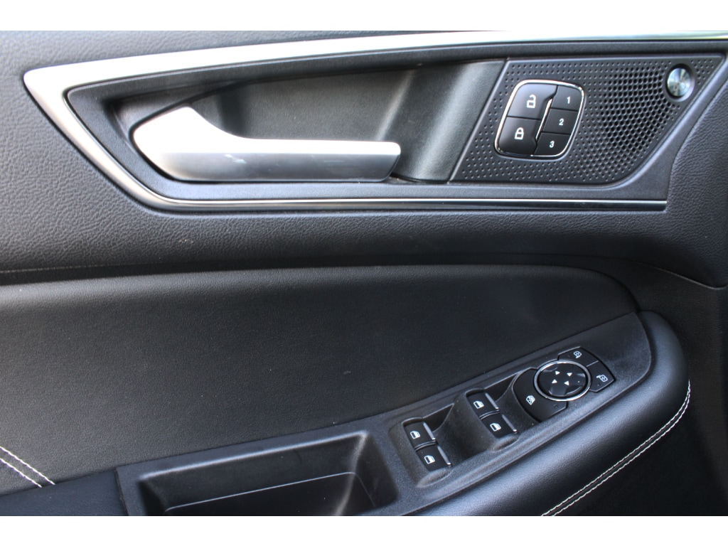 Used 2022 Ford Edge ST Sport Utility