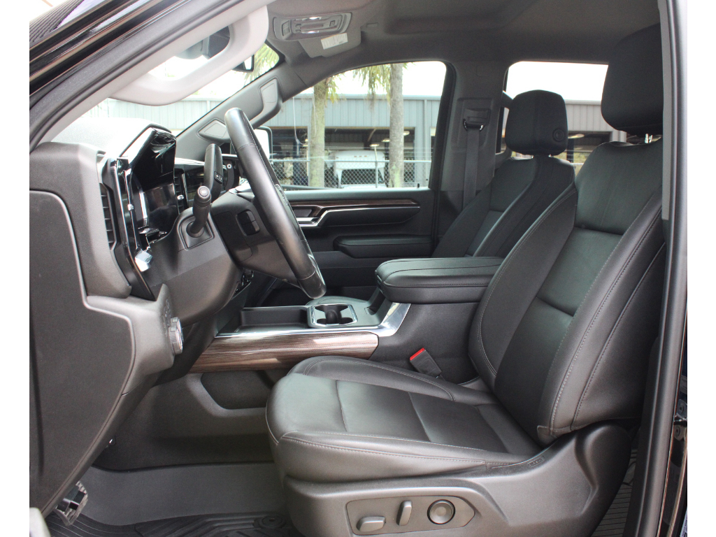Used 2024 Chevrolet Silverado LT Crew Cab