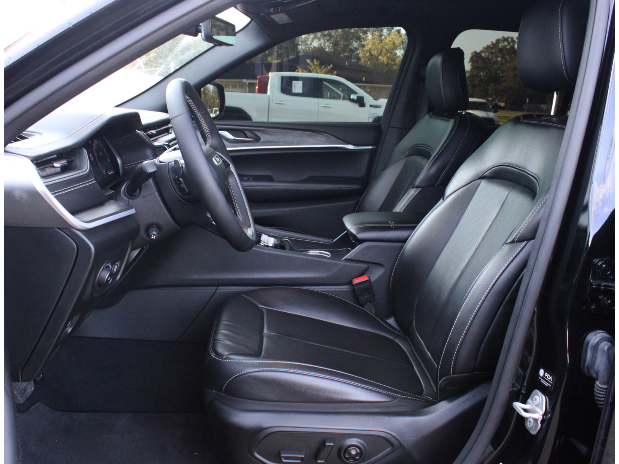Used 2024 Jeep Grand Cherokee Limited Sport Utility